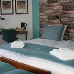 Hotel In Den Roden Leeuw Limburg